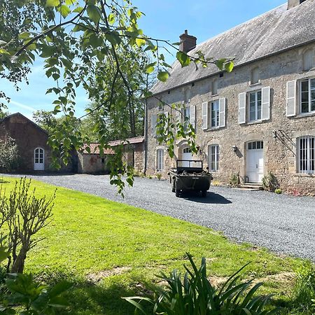 Domaine De L'Eau Partie Bed & Breakfast Carentan Exterior foto